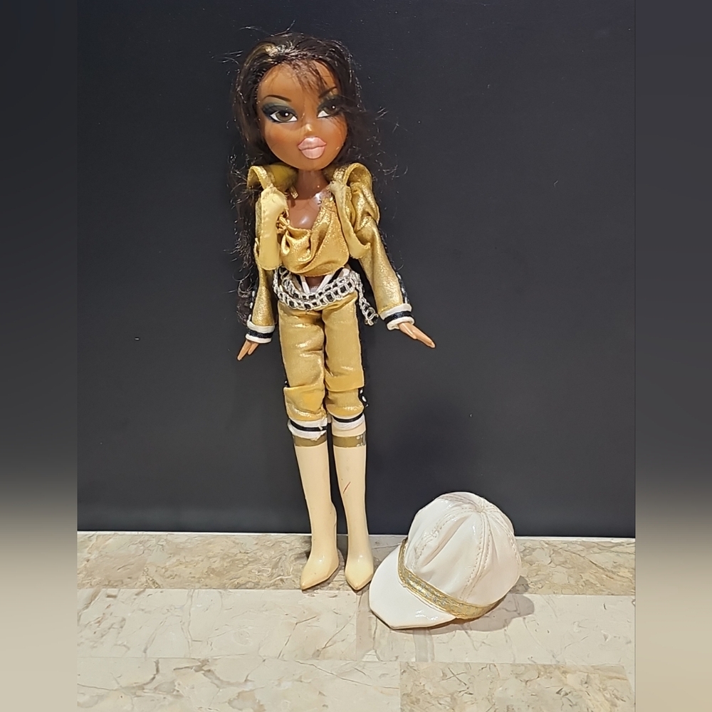 Bratz Doll Girlz Really Rock Sasha Collectible Figure Toy 10" Inches Tall